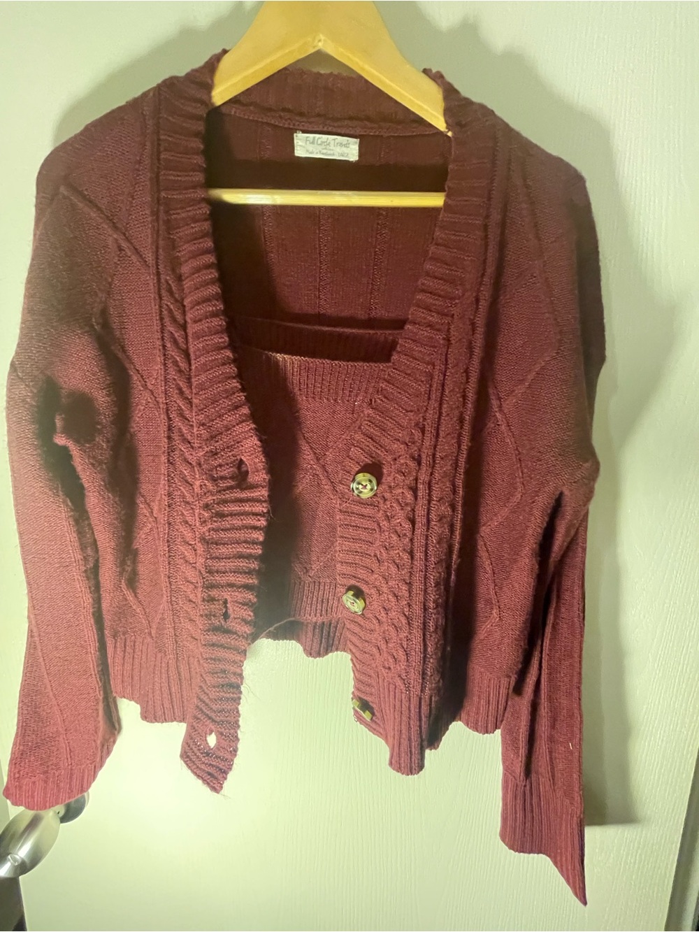 Knit Cable-Strap Tank Top - Burgundy